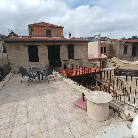 Stou Kir Yianni بيت للعطل أومودوس