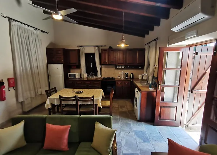 στου κυρ-γιάννη Όμοδος