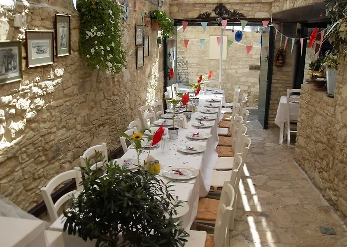 στου κυρ-γιάννη *