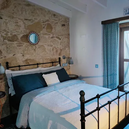 Stou Kir Yianni Feriehus Omodos