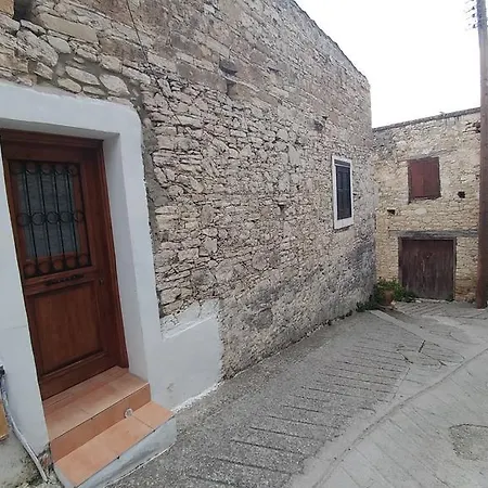Case de vacanță Stou Kir Yianni